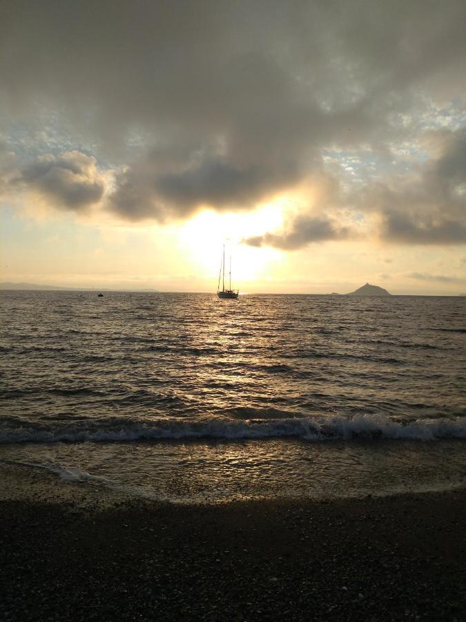 Cavo Beach 1 외부 사진